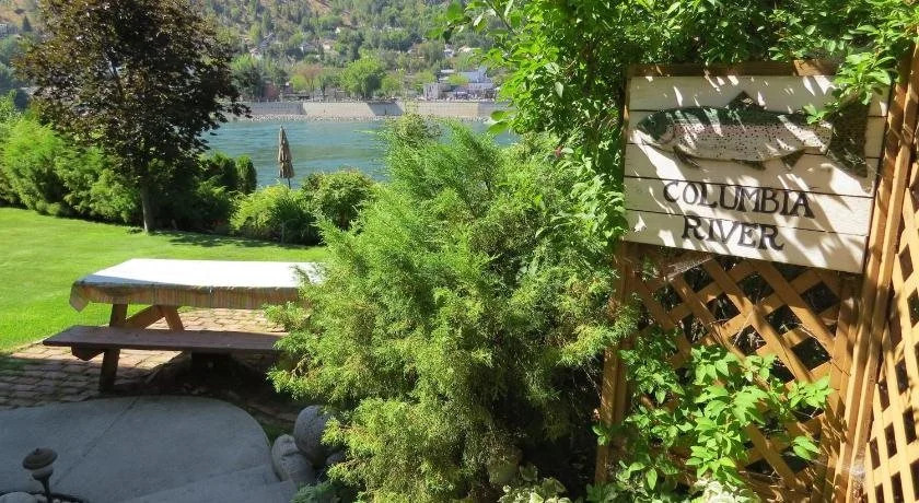 River's Edge Bed & Breakfast