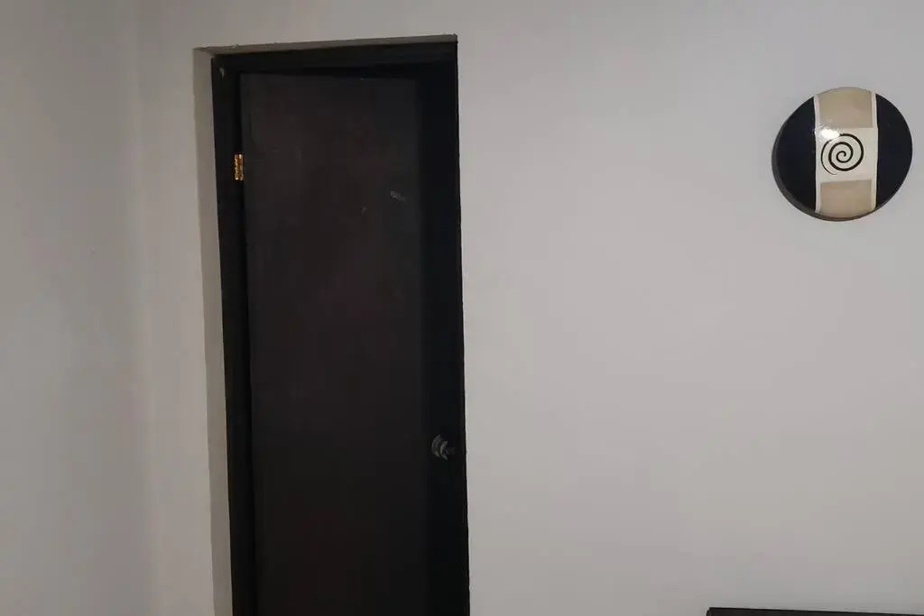 Departamento GRANDE con 2 recamaras con aire 5 camas wifi 115mb, cocina .Cochera techada, #4
