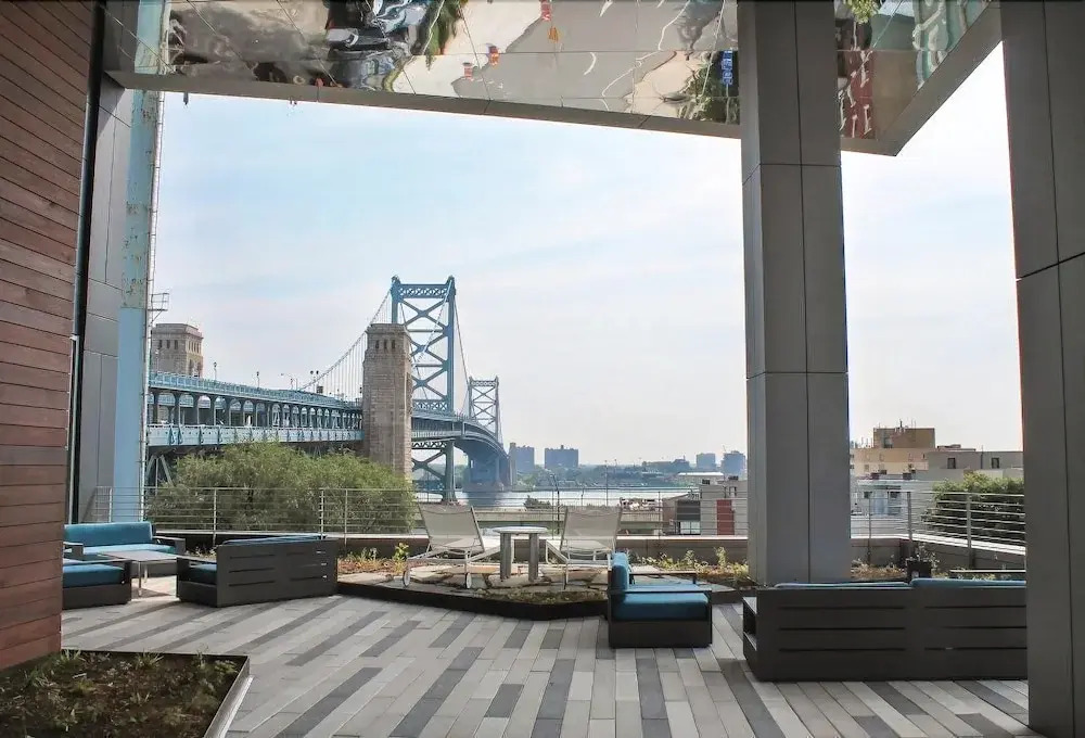 CORAL | Historic District | Luxury Building With Amenities