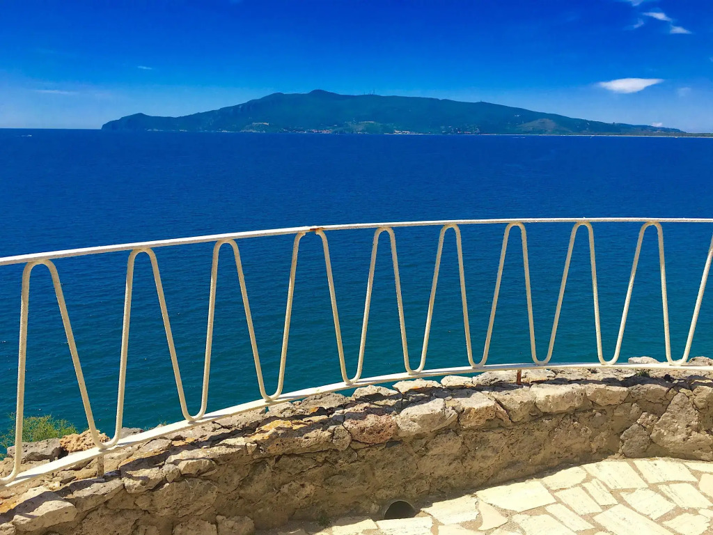 Mare Degli Angeli Splendid Mediterranean Seaside Villa Gardens Pool Almost Heaven