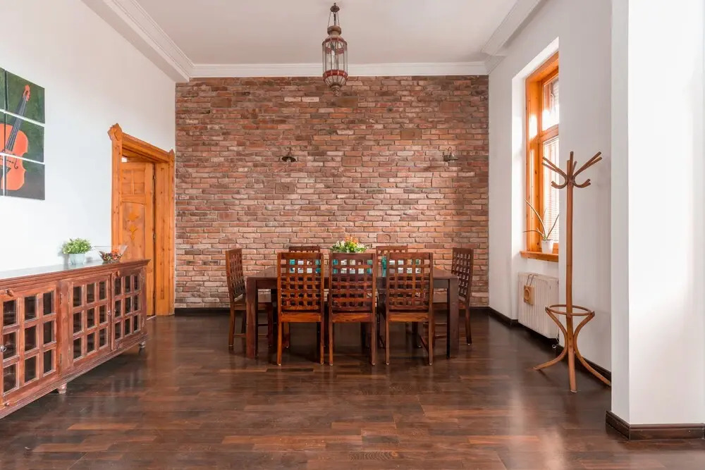Supercentral Spacious Apartment