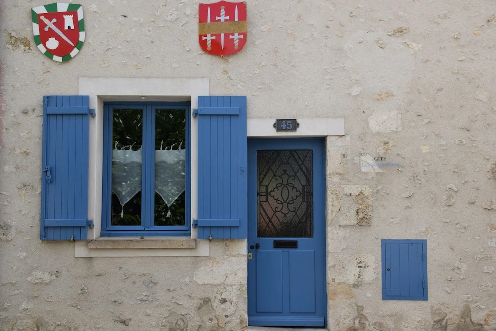 Les Volets Bleus