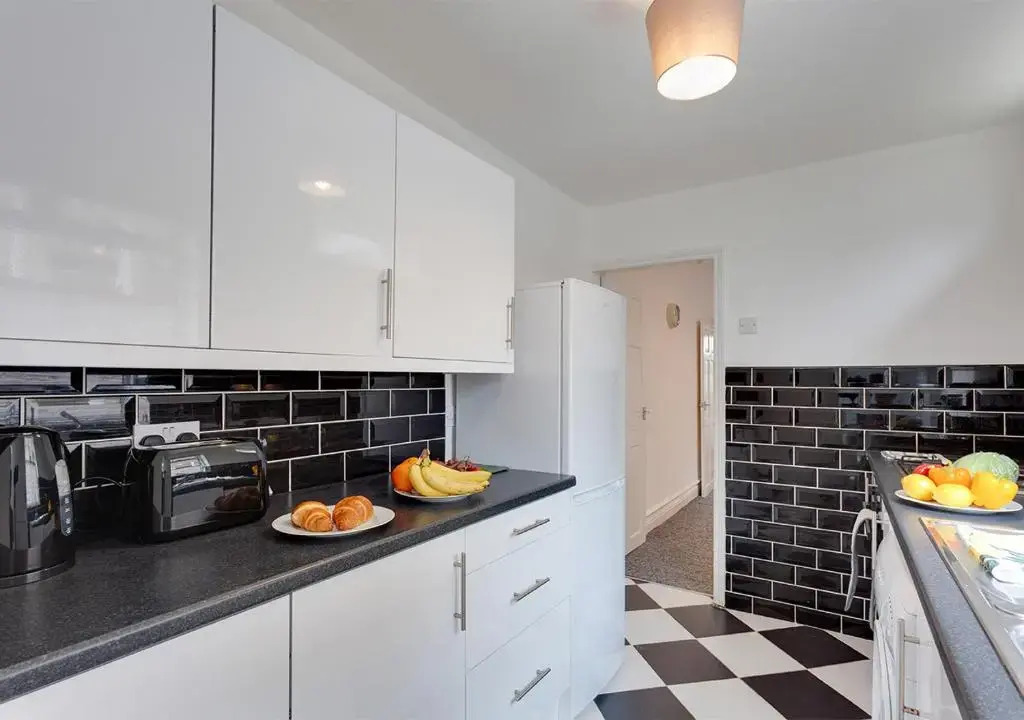 Budget Stay near Haglay Road, 10 minutes to City Centre