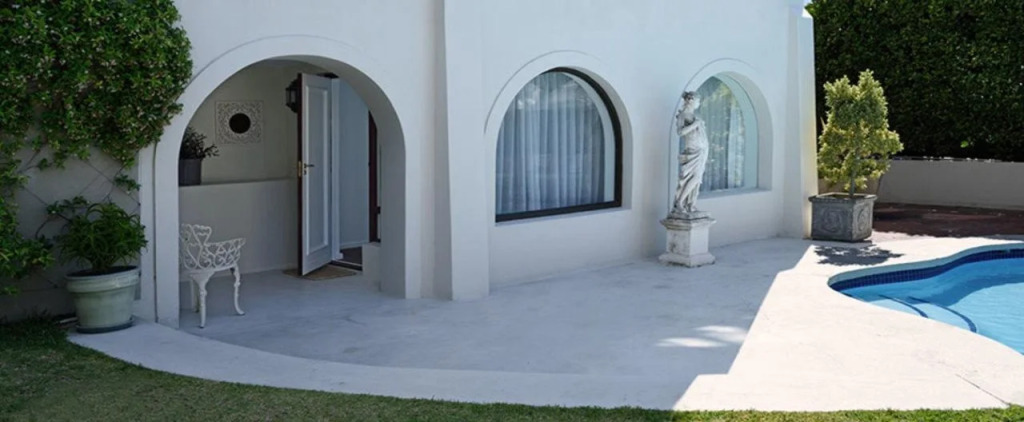 The Clarendon - Fresnaye