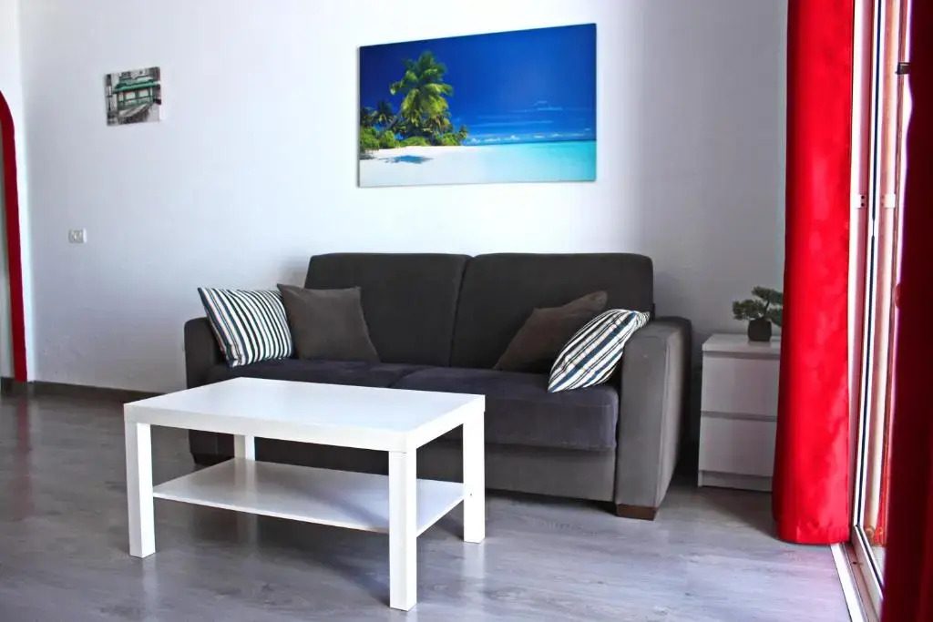 FreeWiFi Sea view Balcony Spacious Bedroom 2 Pools
