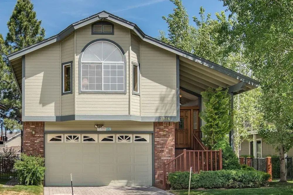 3BR 3BA Ideal Waterfront House South Lake Tahoe by RedAwning