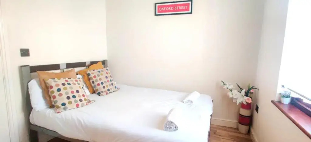 Studio Flat near Liverpool st & Shoreditch London