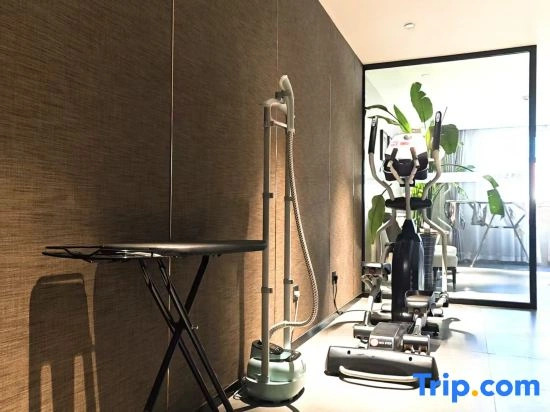 Homeinn Plus Hotel (Qiqihar High-speed Railway Station Hecheng Park)