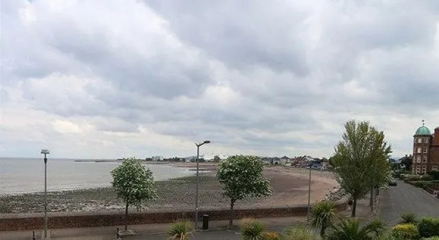 Beachside Suites