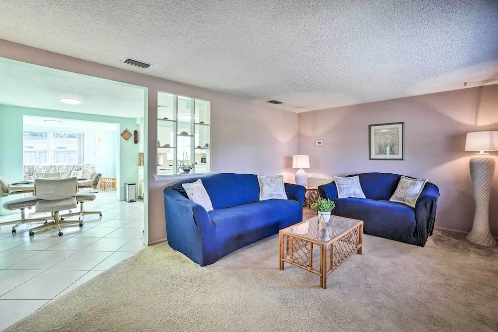 Cozy Holiday Home w/ Yard ~ 5 Mi to Beach