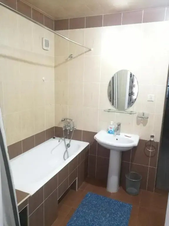 2 bed room Apartment in Center Апартамент в центре 3 комнаты