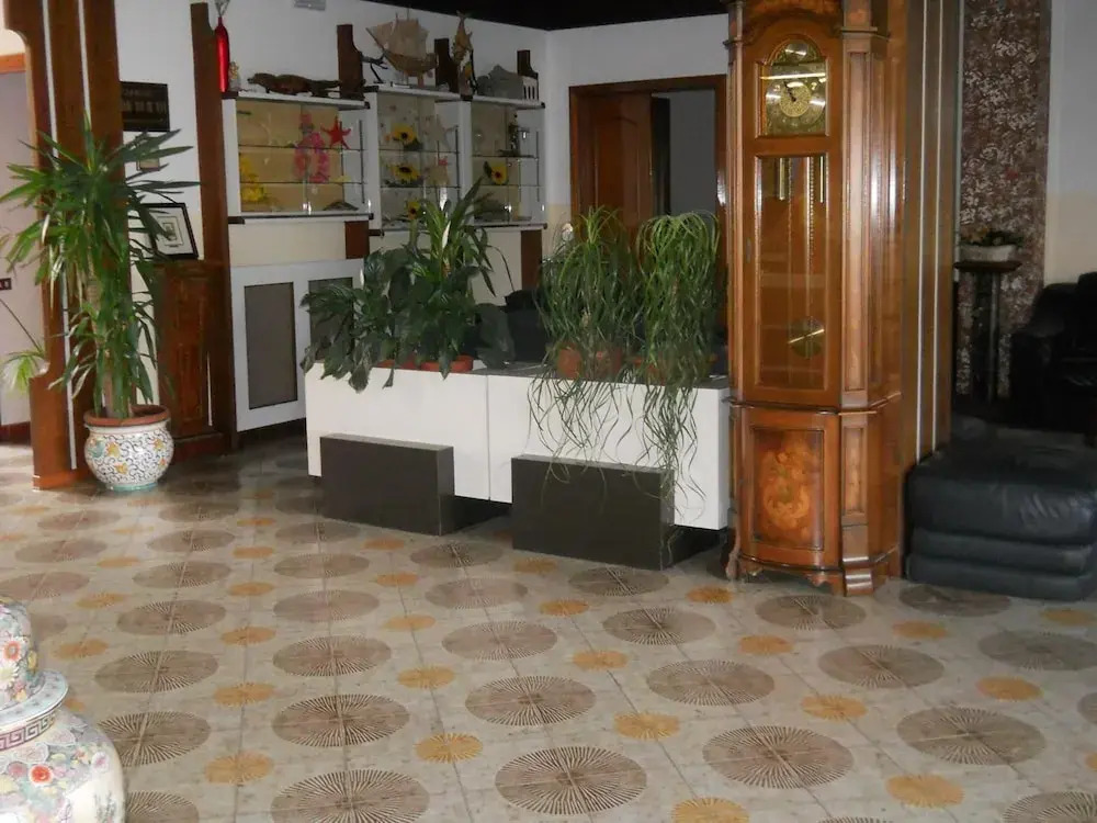 Hotel Harmony
