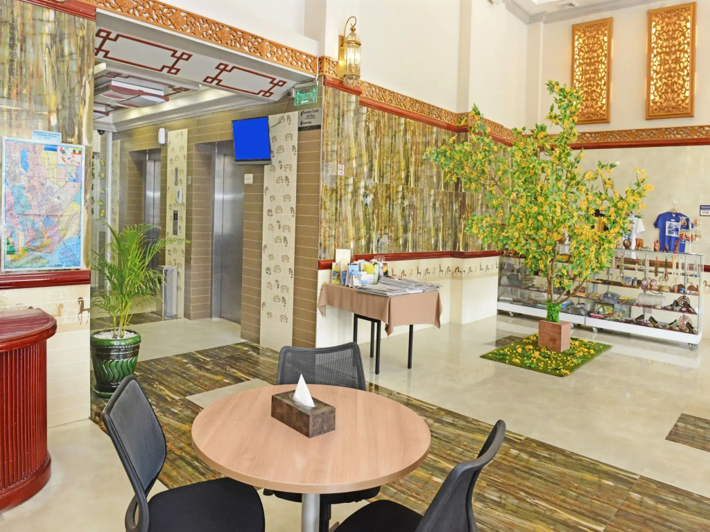 Hotel Grand United - Ahlone Branch