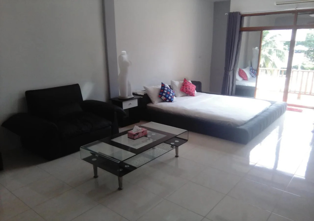 Room 4 Smart Travelers Rawai