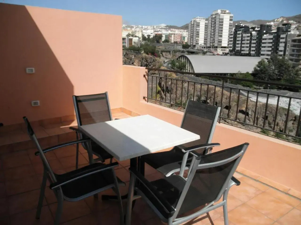 Dúplex céntrico, hasta 6 personas.