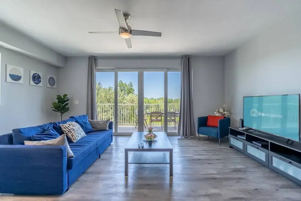 3258 Little Harbor