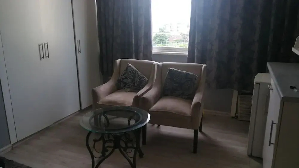 The Parkview Hotel - Room 711 - Adults Only