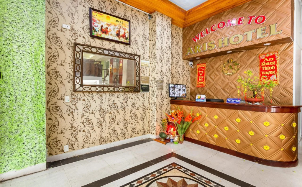 Aris Hotel