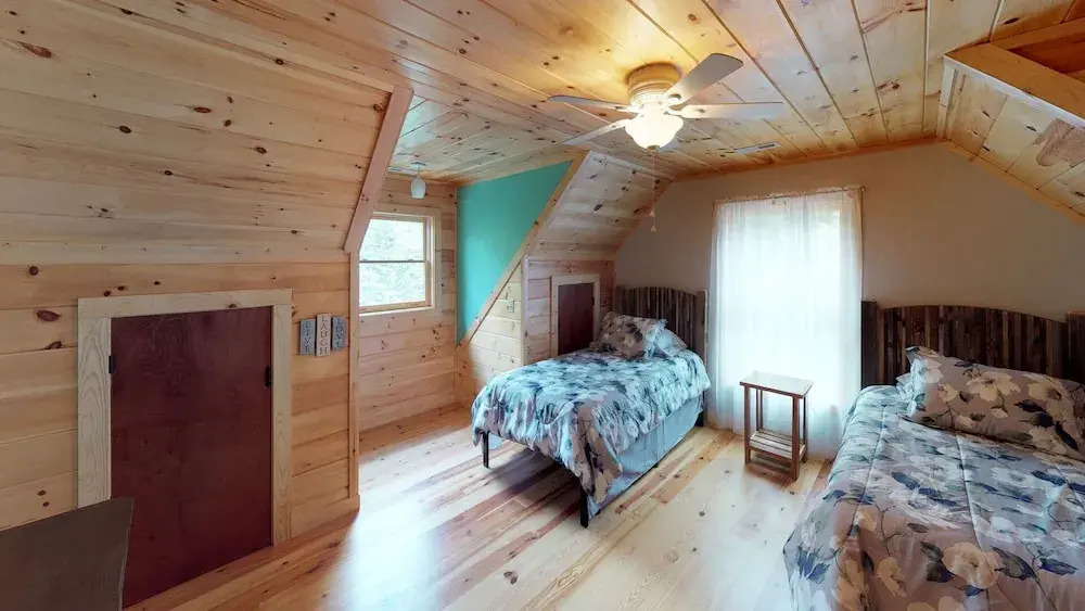 Valley Cabin - 4 Br Cabin