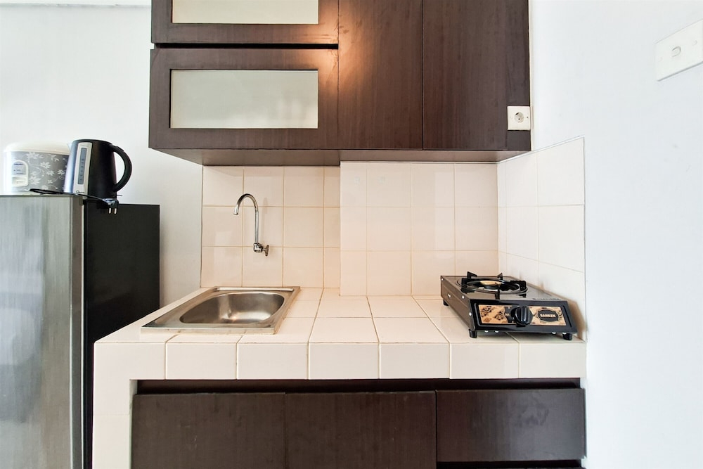Comfortable And Minimalist Studio At Apartment Serpong Greenview