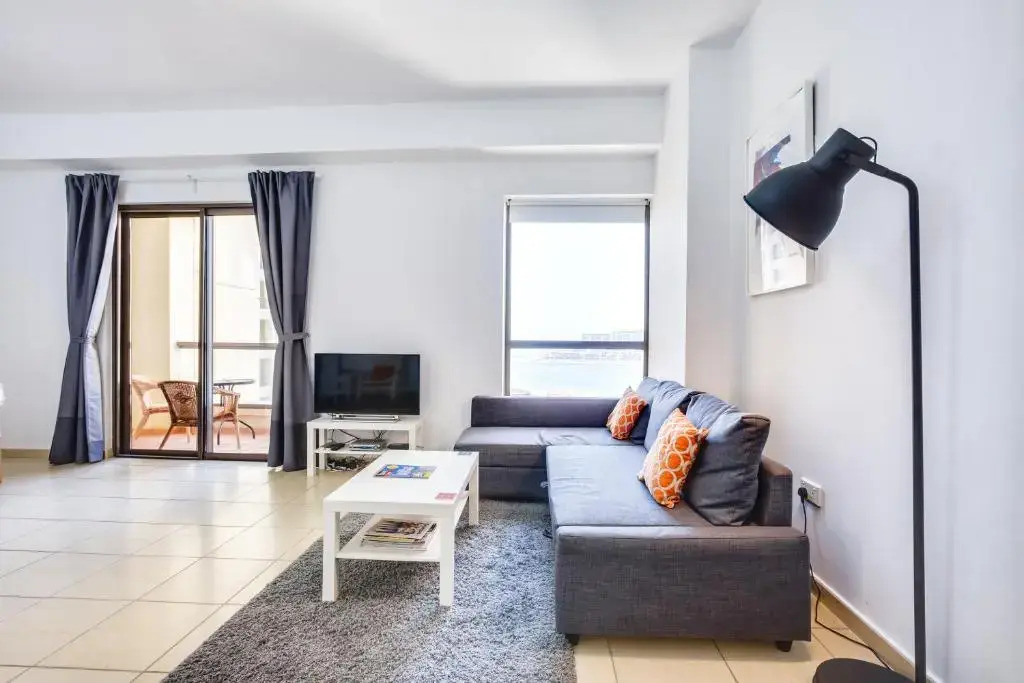 Sea View 1BD apartment in front of The Beach JBR