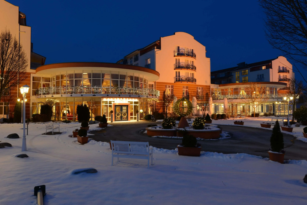 The Monarch Hotel