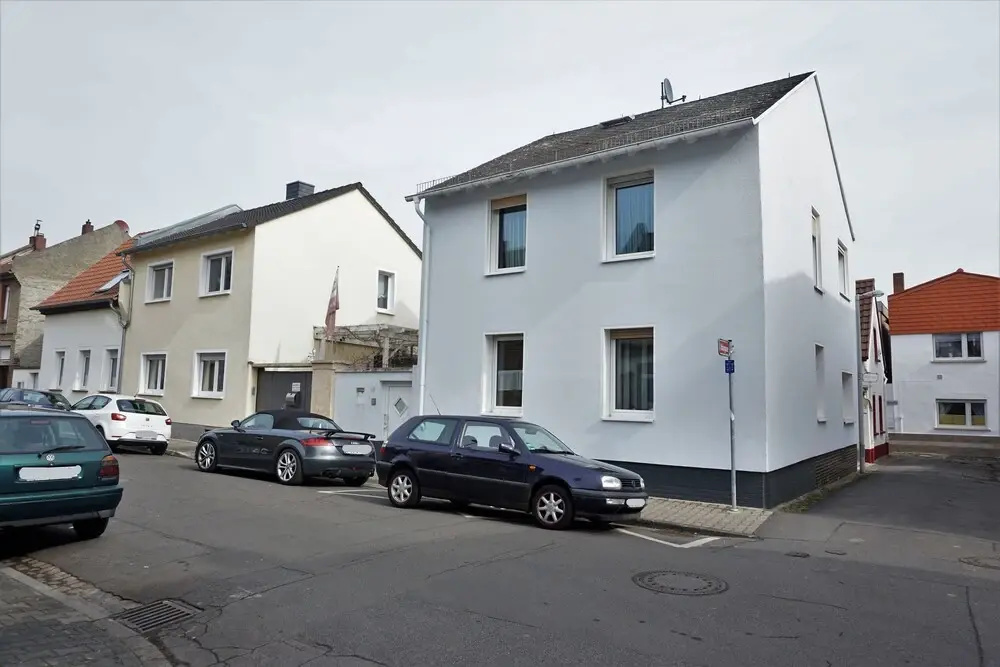 HOUSE 756 MAINZ - DESIGN-FERIENHAUS, 4 Schlafzimmer, 3 Bäder, SAUNA & Kamin & Outdoorküche