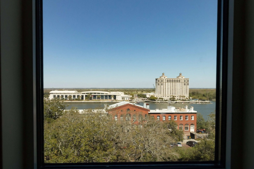 Hampton Inn Savannah Historic District