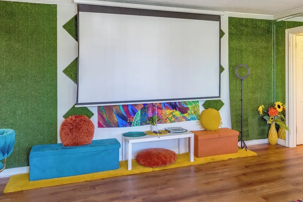 Colorful Atlanta Vacation Rental - Walk to Dtwn!