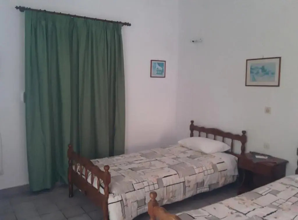 Varagoulis Giannis & Lenas Apartments
