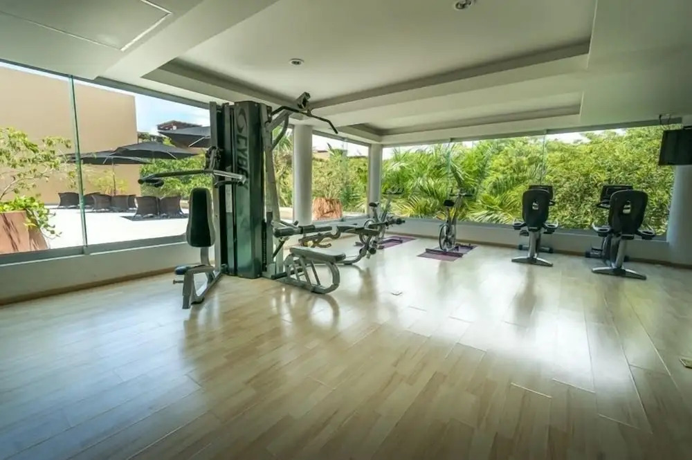 Del Viento Vaiven Penthouse 31 2 Bedroom Condo by RedAwning