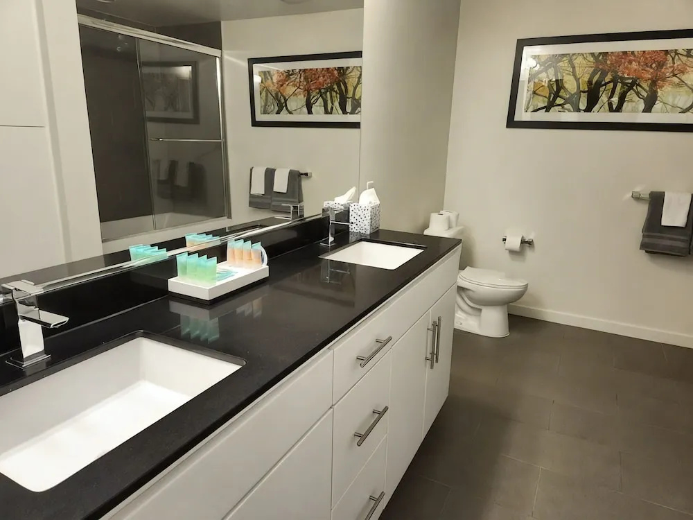 StaysPro - Venice Beach luxury Apartments minutes to The Marina And Santa Monica