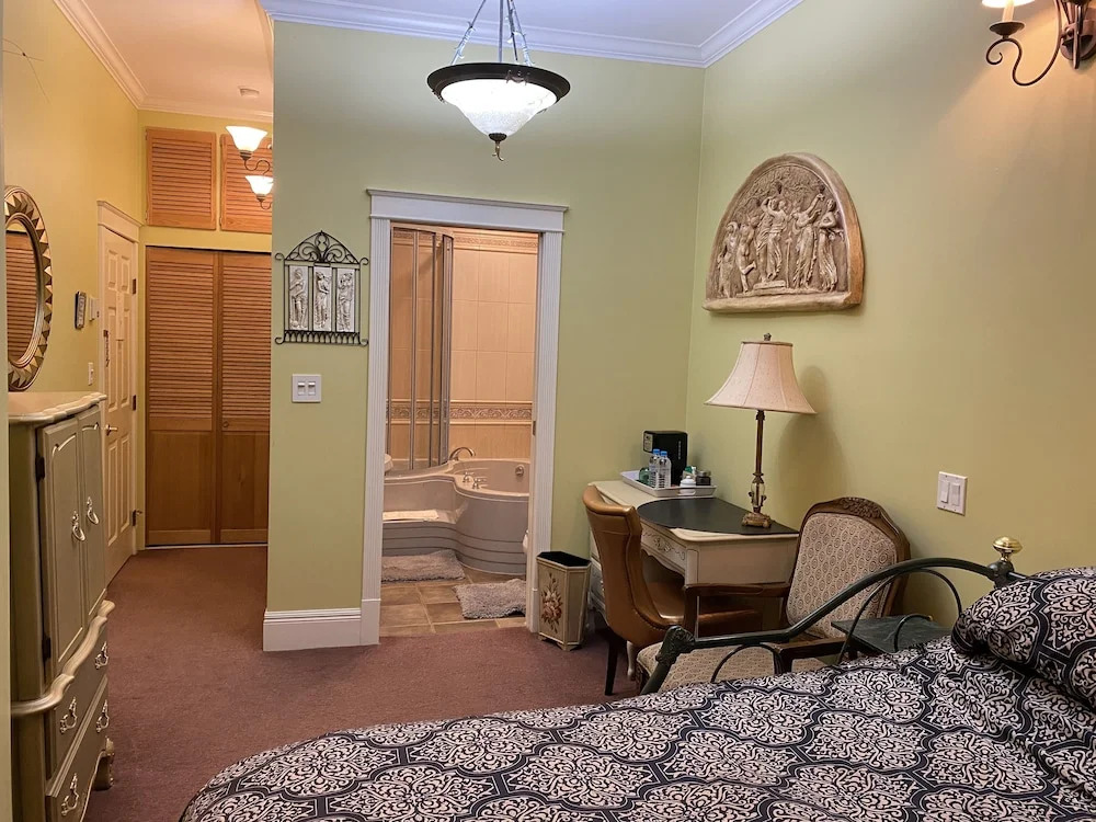 Ocean Breeze Executive Bed and Breakfast