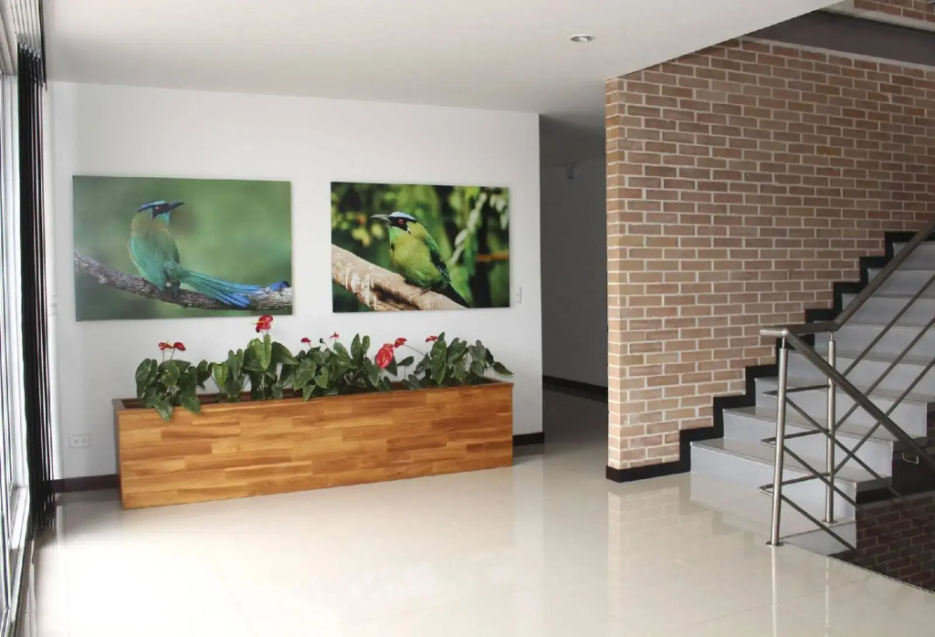 Nogal Hotel