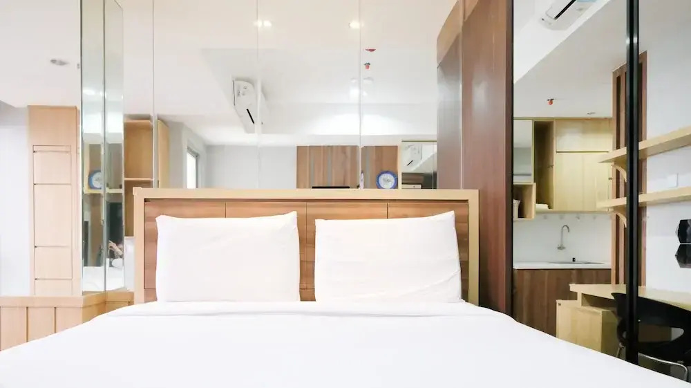 Best Deal And Smart Living Studio At Grand Sungkono Lagoon Apartment