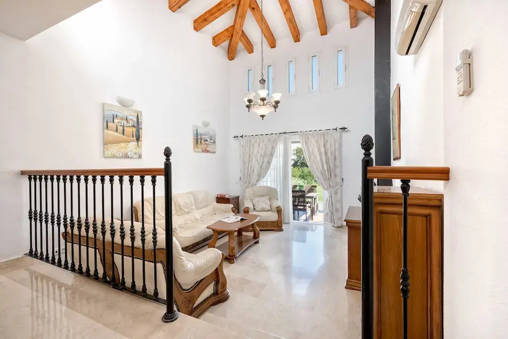 Rincón del Golf - Luxury 3BR Townhouse With Roof Solarium, Terrace, 10 min Walk to the Beach, Wifi