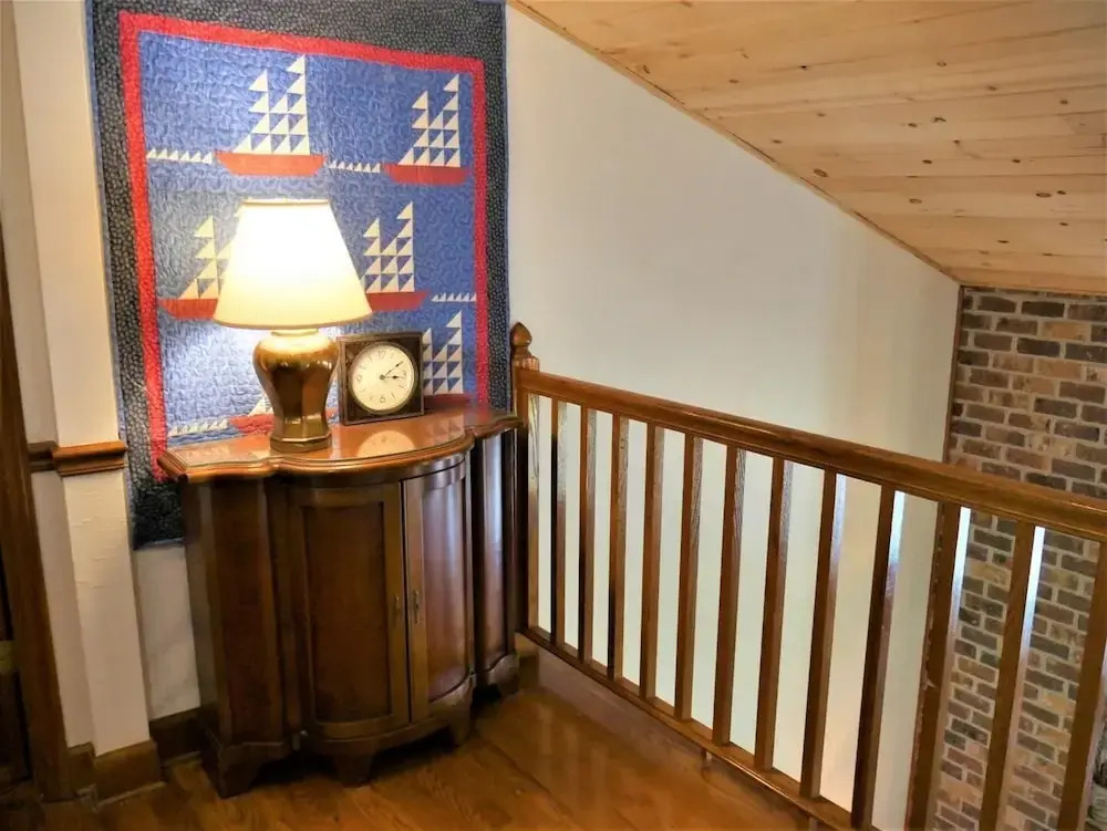 Gray House at Pawleys - 3 Br Home