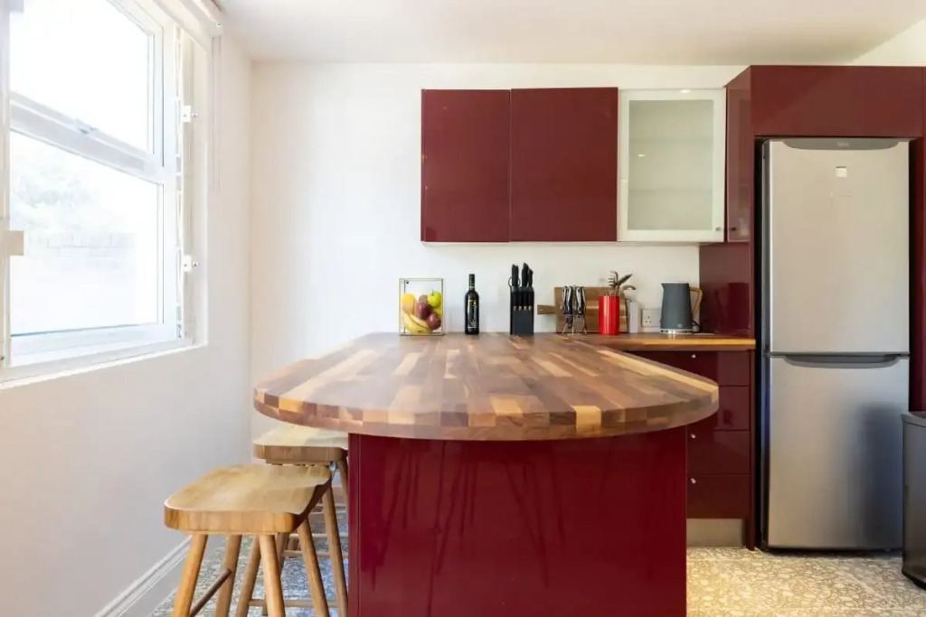 The West Hampstead Wonder  - Stunning 2BDR with Study Room and Garden