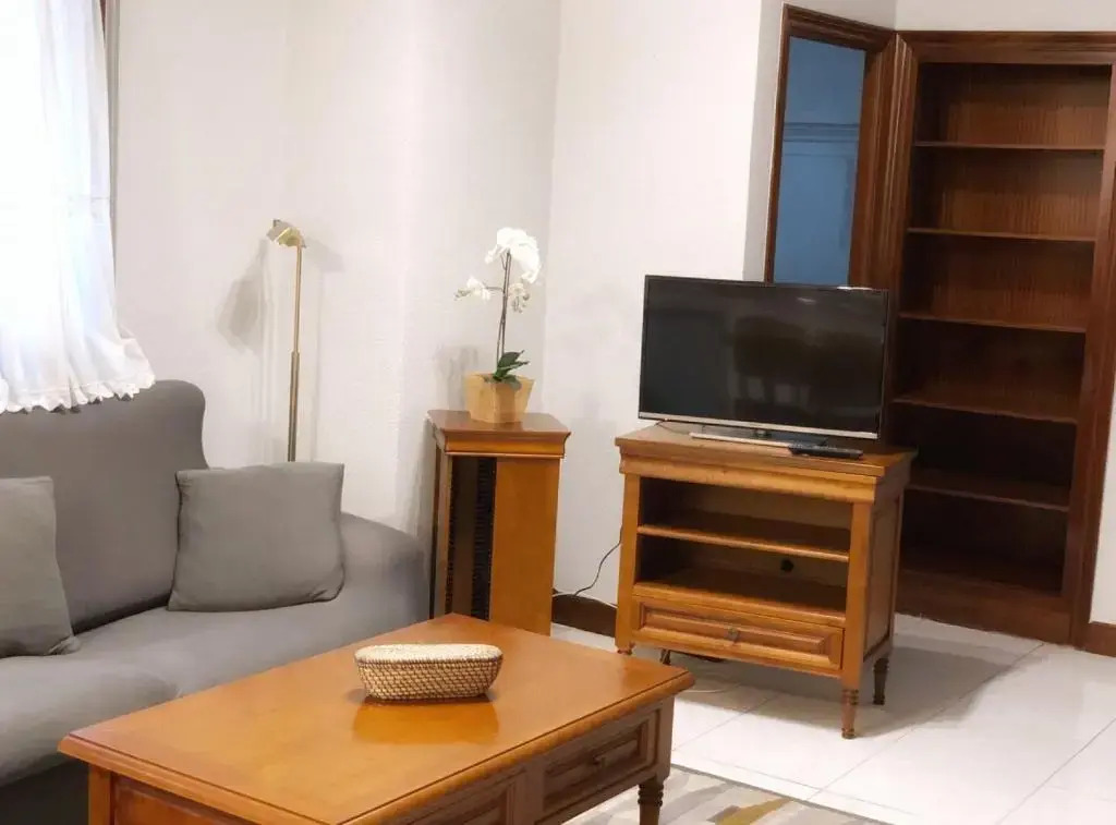 Funcional apartamento centro bilbao by urban hosts