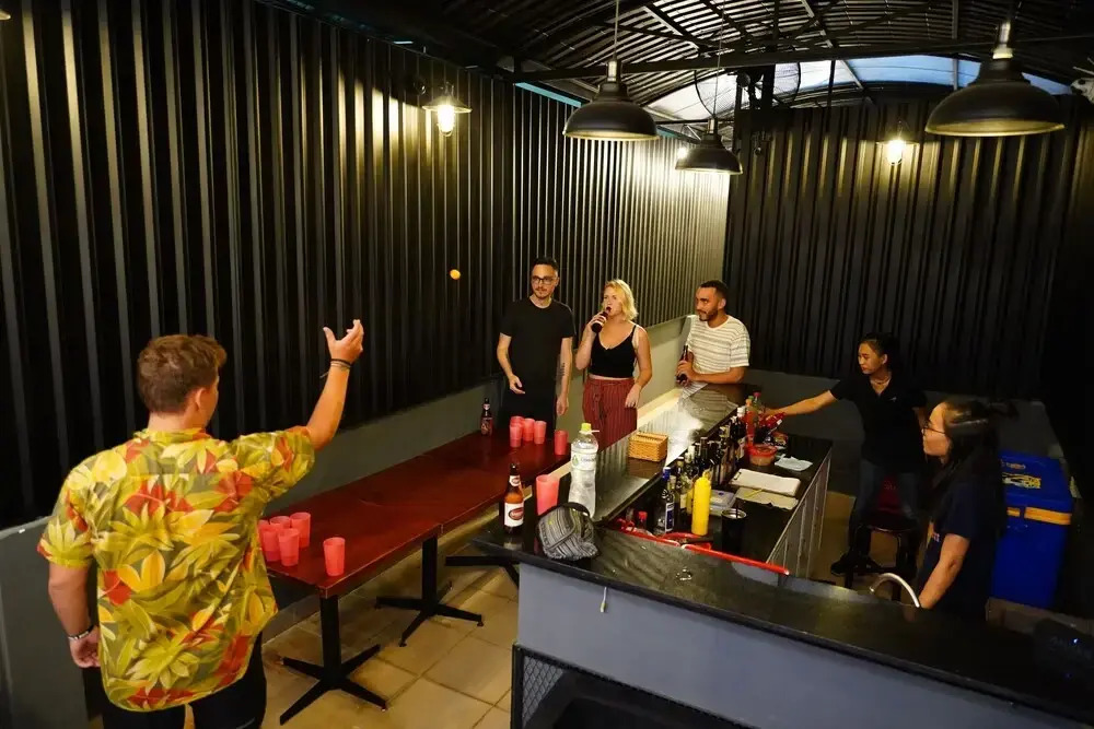 The Prince of Whales Hostel & Bar
