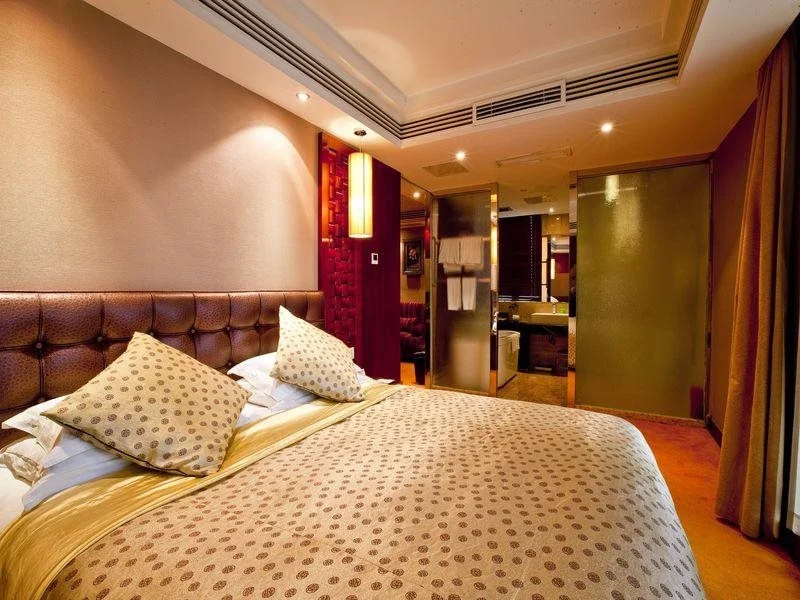 Tieliu Business Hotel