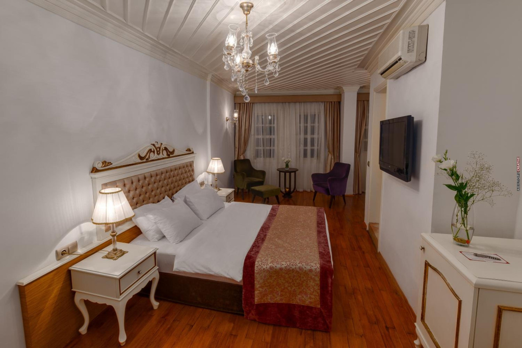 Tuvana Hotel