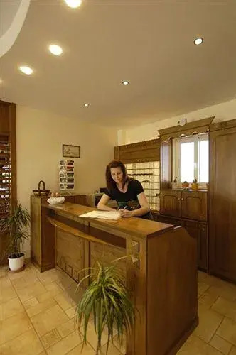 Hotel Klonos Kyriakos