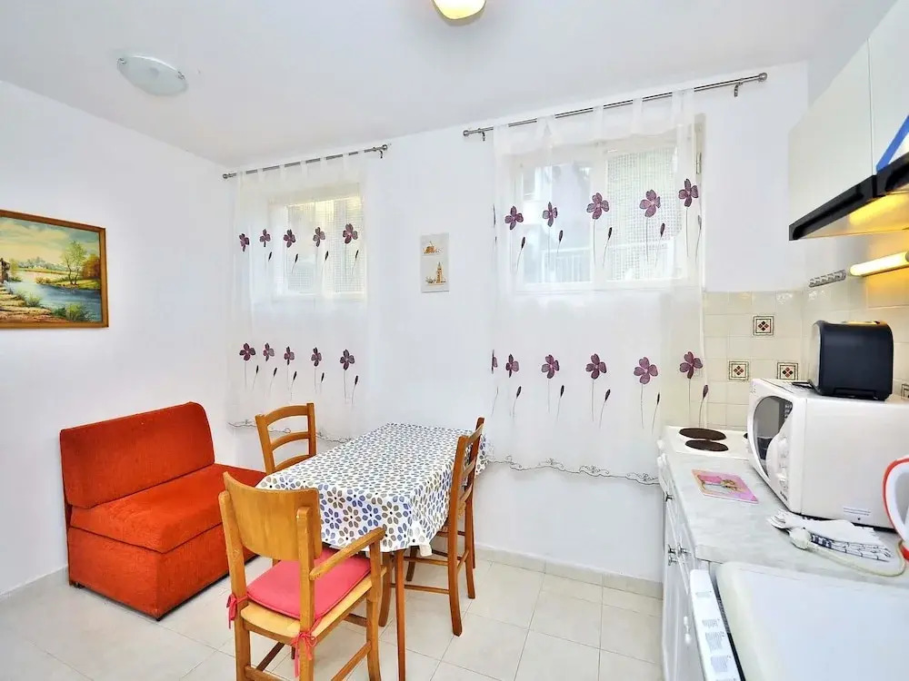 Apartments Miro Borik