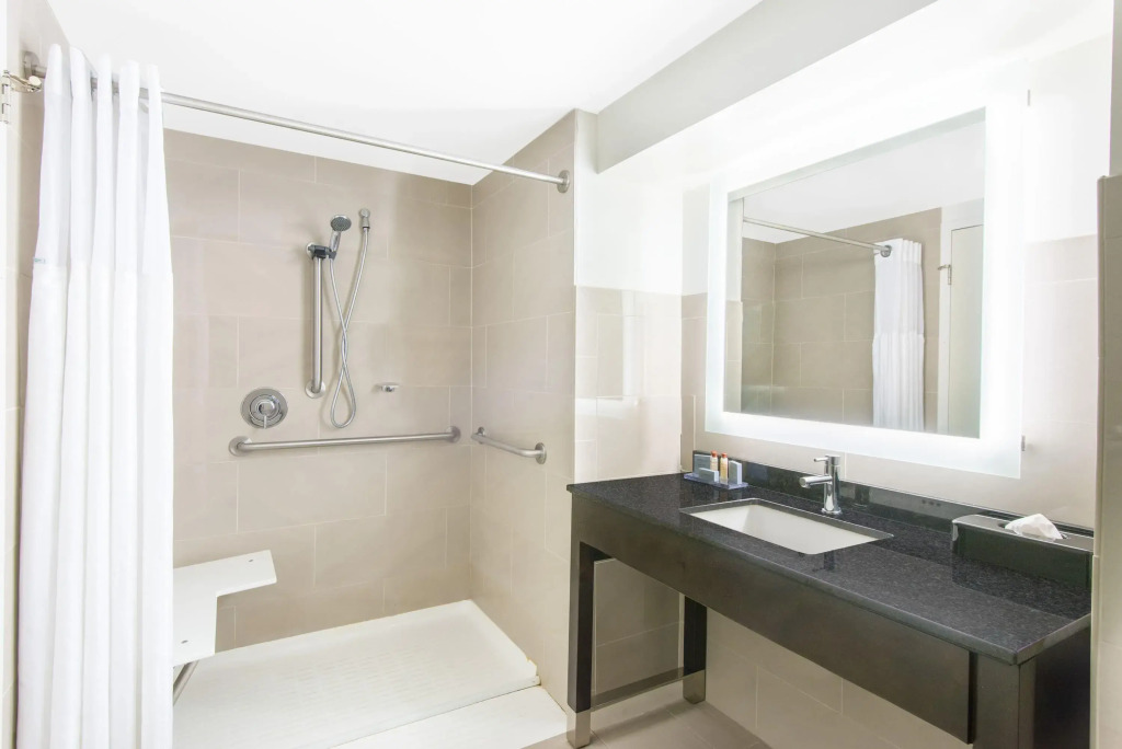 Wingate by Wyndham Niagara Falls