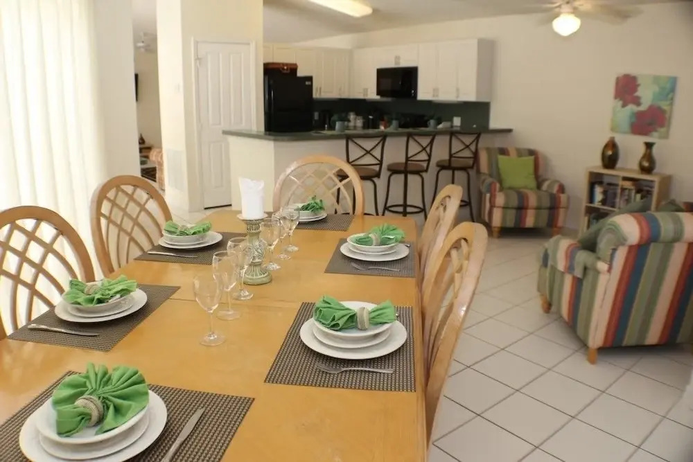8801 Crayson Court,