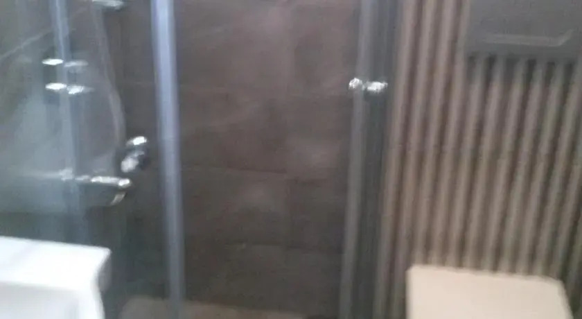Fidele Otel