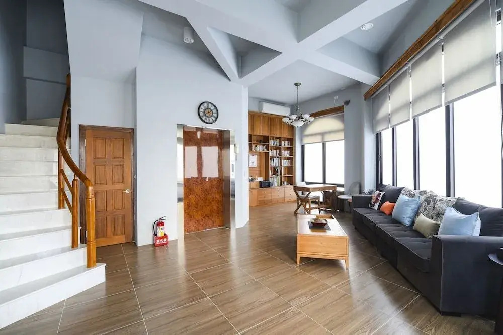 Mine For Leisure Guest Home
