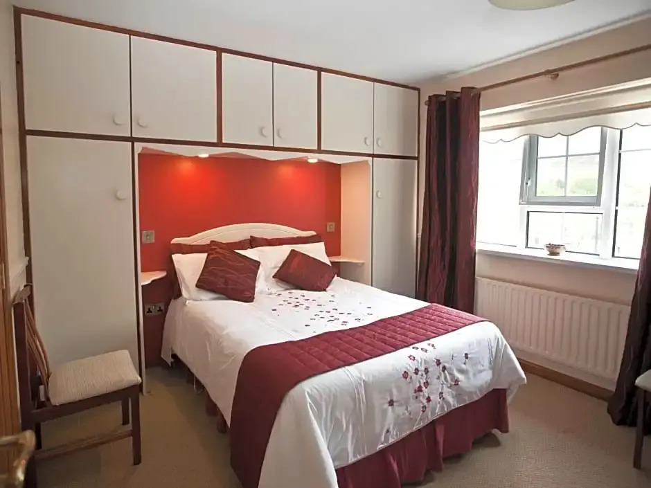 Avalon House B&B