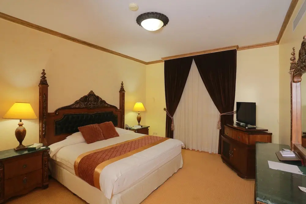 Western Garden Hotel